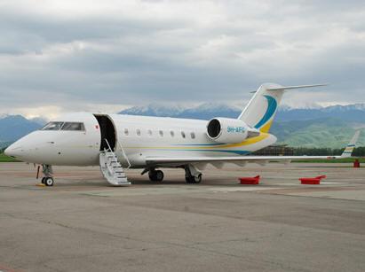 Comlux Challenger 605 Aircraft